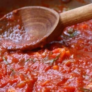 Keptas pomidorų padažas žiemai