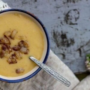 Trintos bulvių ir žirnių sriubos receptas