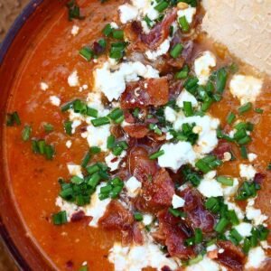 Trintos moliūgų sriubos receptas su šonine ir sūriu