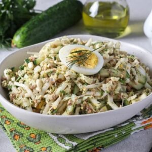 Lengvos pekino kopūsto salotos – receptas