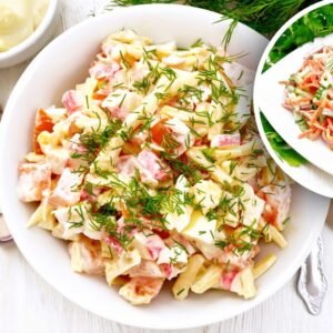 Paruoštos „Raudonosios jūros“ salotos