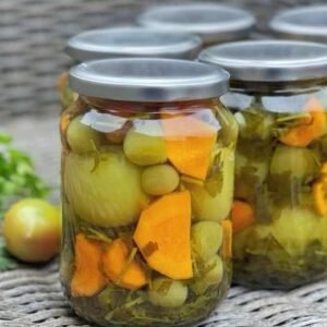 Konservuoti žalieji pomidorai – receptas žiemai