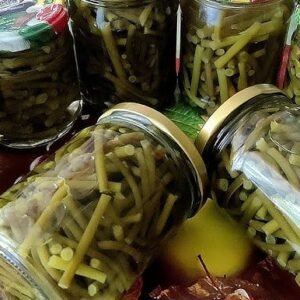 Paruošti marinuoti česnako žiedkočiai