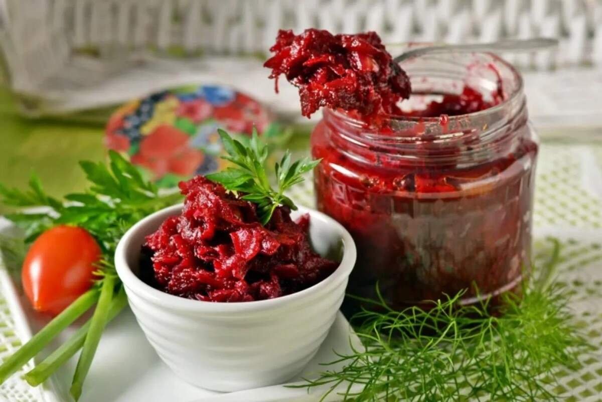 Ukrainietiškų barščių žiemai receptas